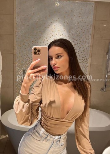 Аня, Г. Макаров